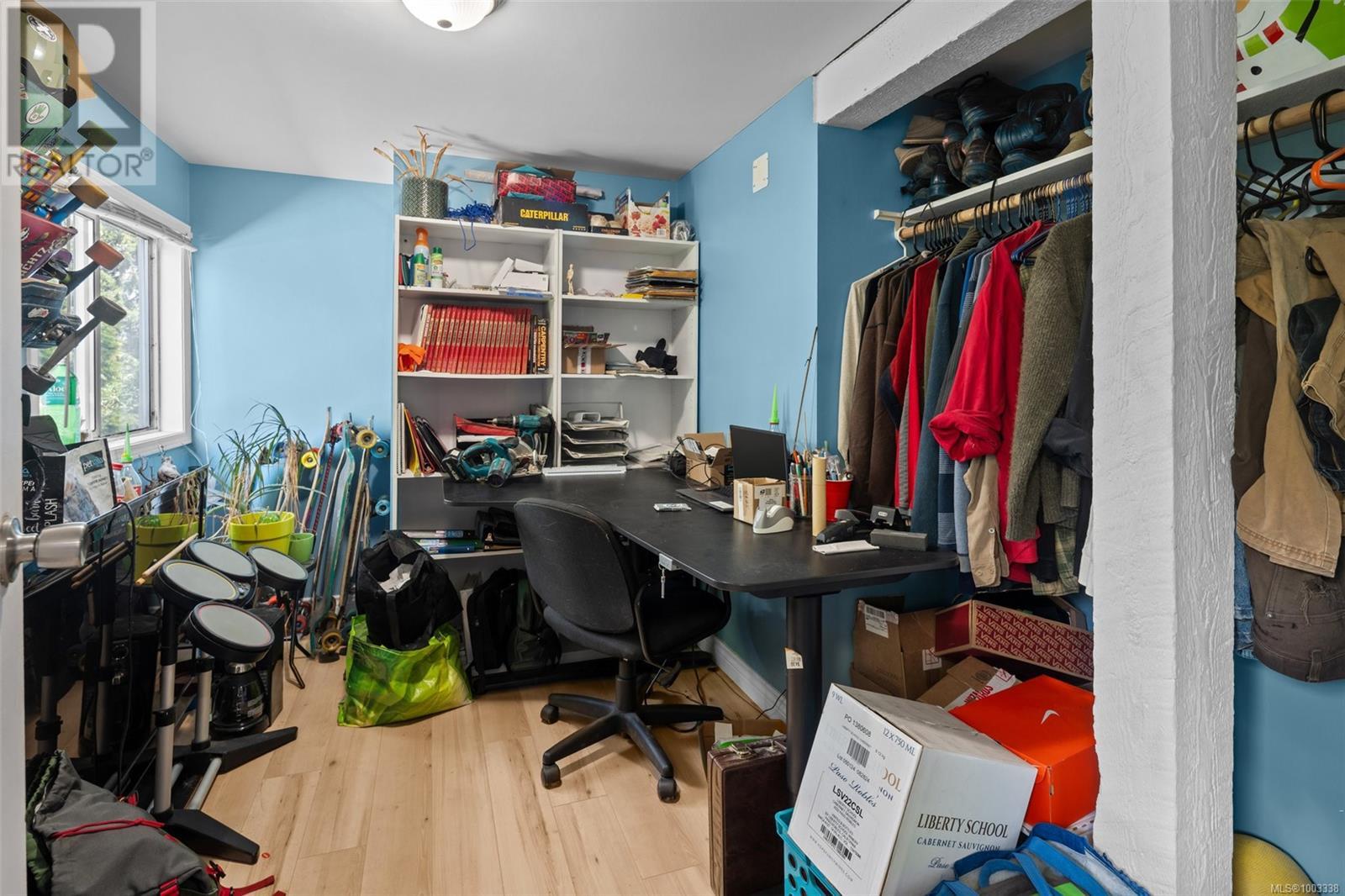 Photo 31 of 518 Broadway St, Saanich BC
