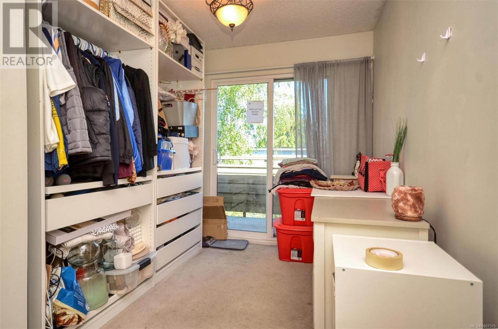 Single Family House for Sale in   Alder St Victoria 