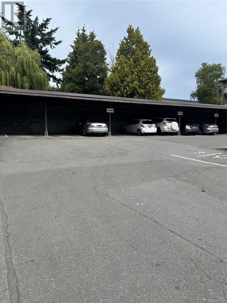 Single Family House for Sale in   Alder St Victoria 