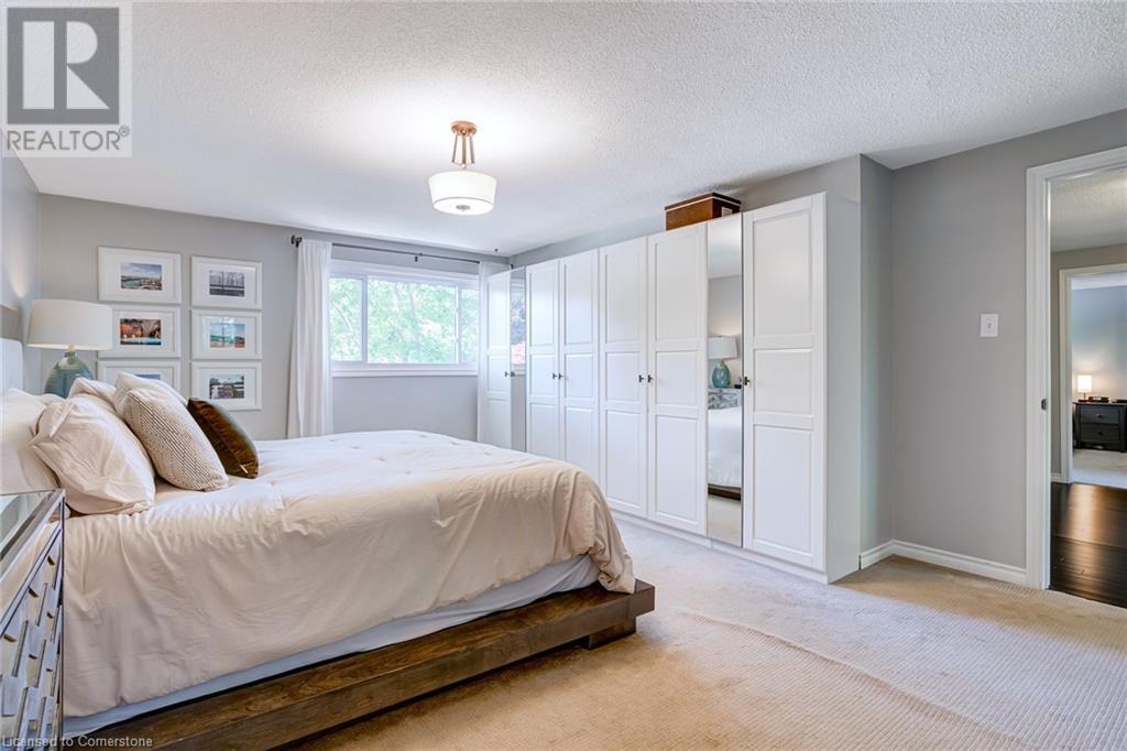 Photo 22 of 1807 Heather Hills Drive, Burlington ON