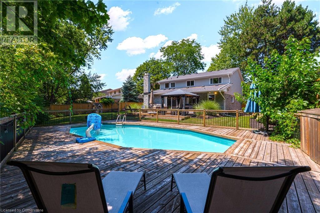 Photo 40 of 1807 Heather Hills Drive, Burlington ON
