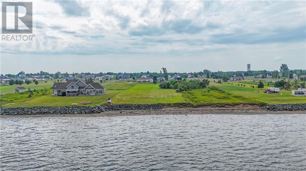 Photo 36 of 301 Rue De Lile Street, Caraquet NB