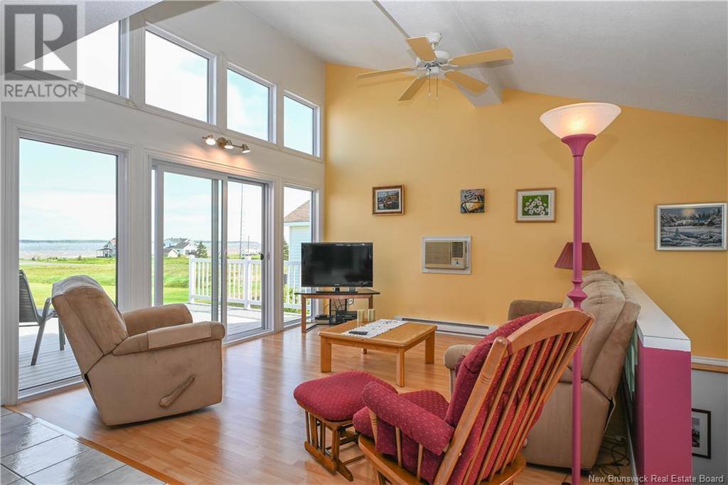 Photo 14 of 301 Rue De Lile Street, Caraquet NB