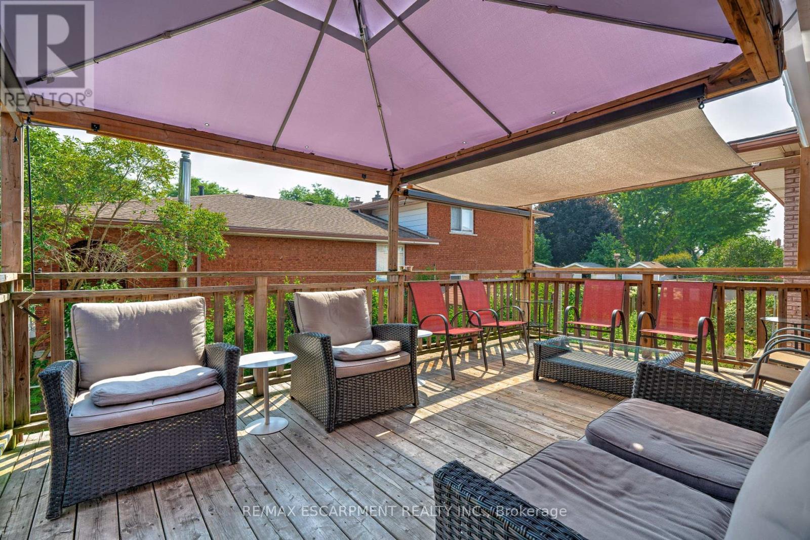Photo 24 of 4 Beston Drive, Hamilton ON