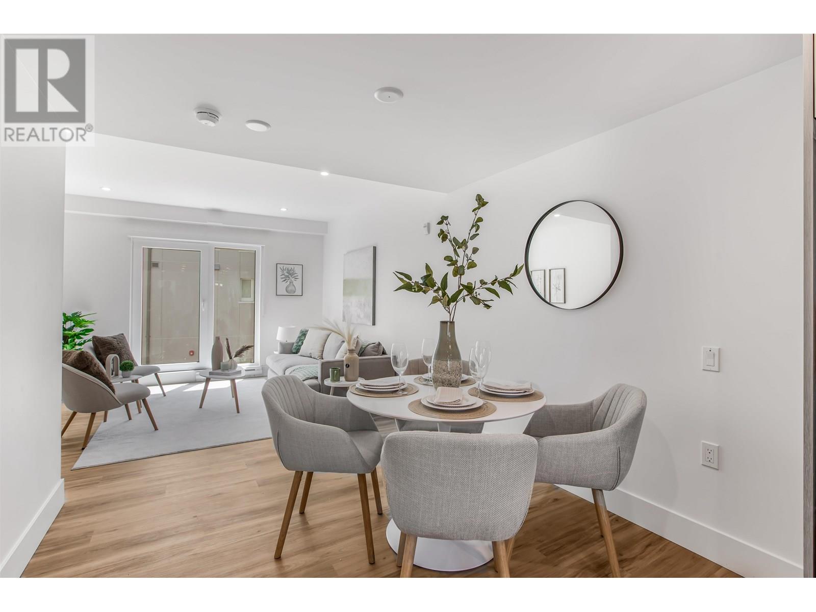 Photo 13 of 204 2075 East 1st Avenue, Vancouver BC
