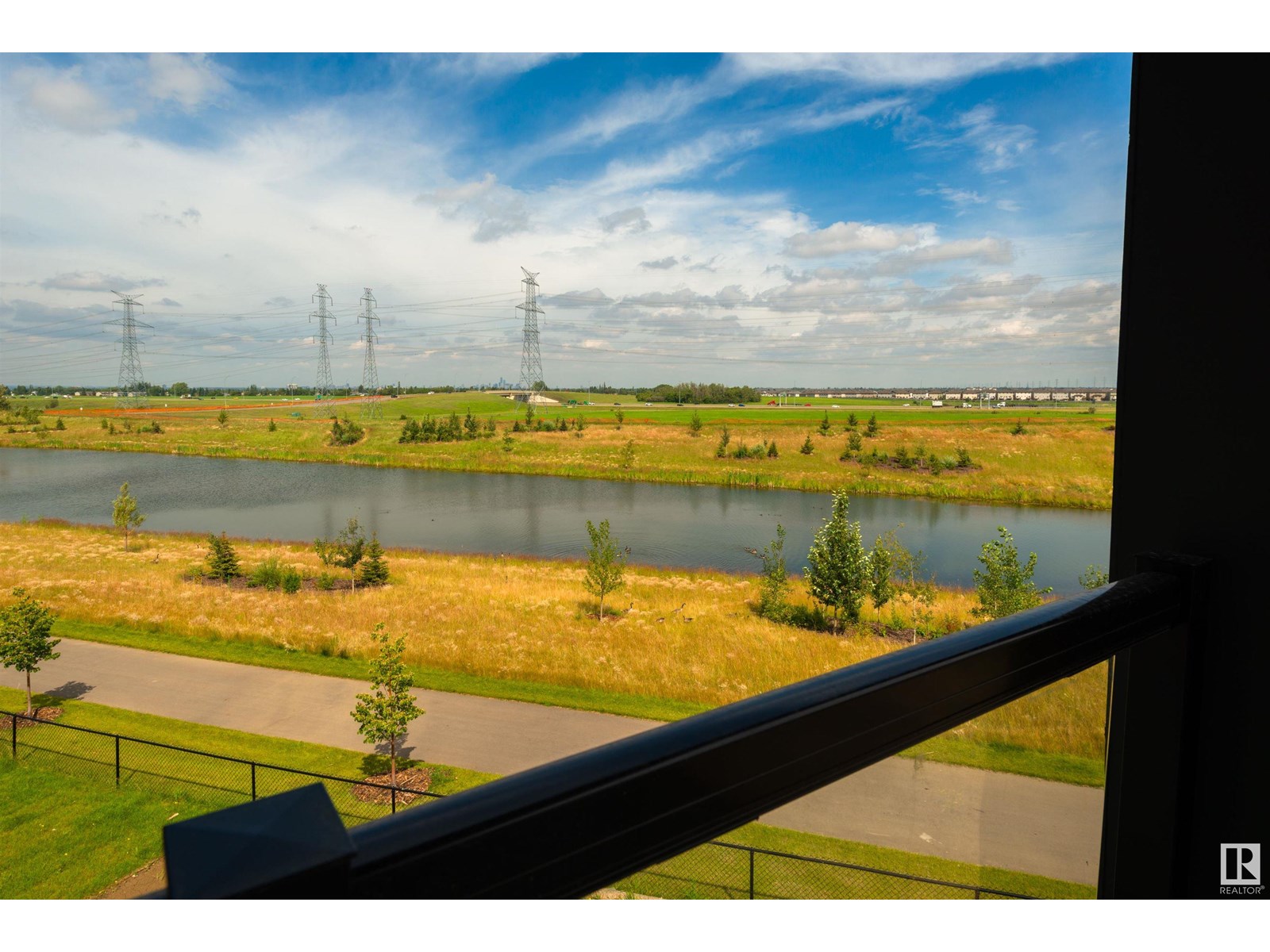 Photo 58 of 3104 2 Ave Av Sw Sw, Edmonton AB