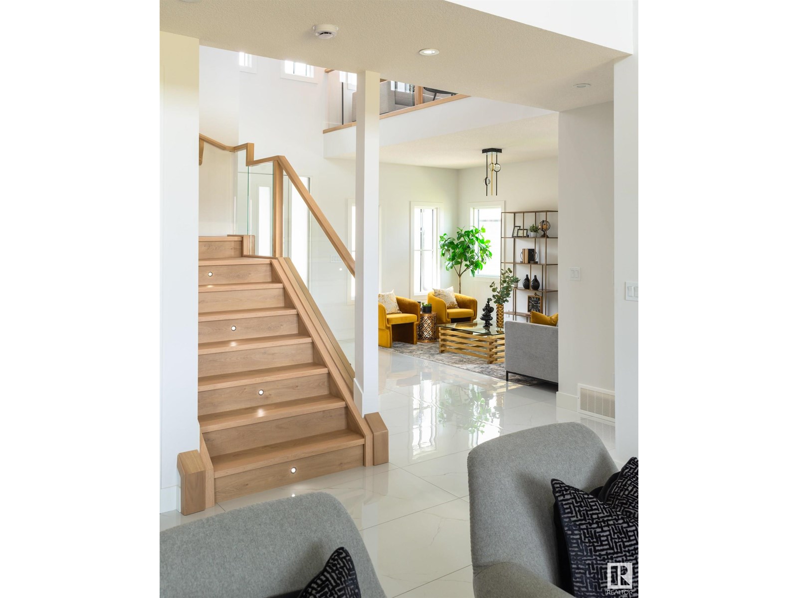 Photo 64 of 3104 2 Ave Av Sw Sw, Edmonton AB