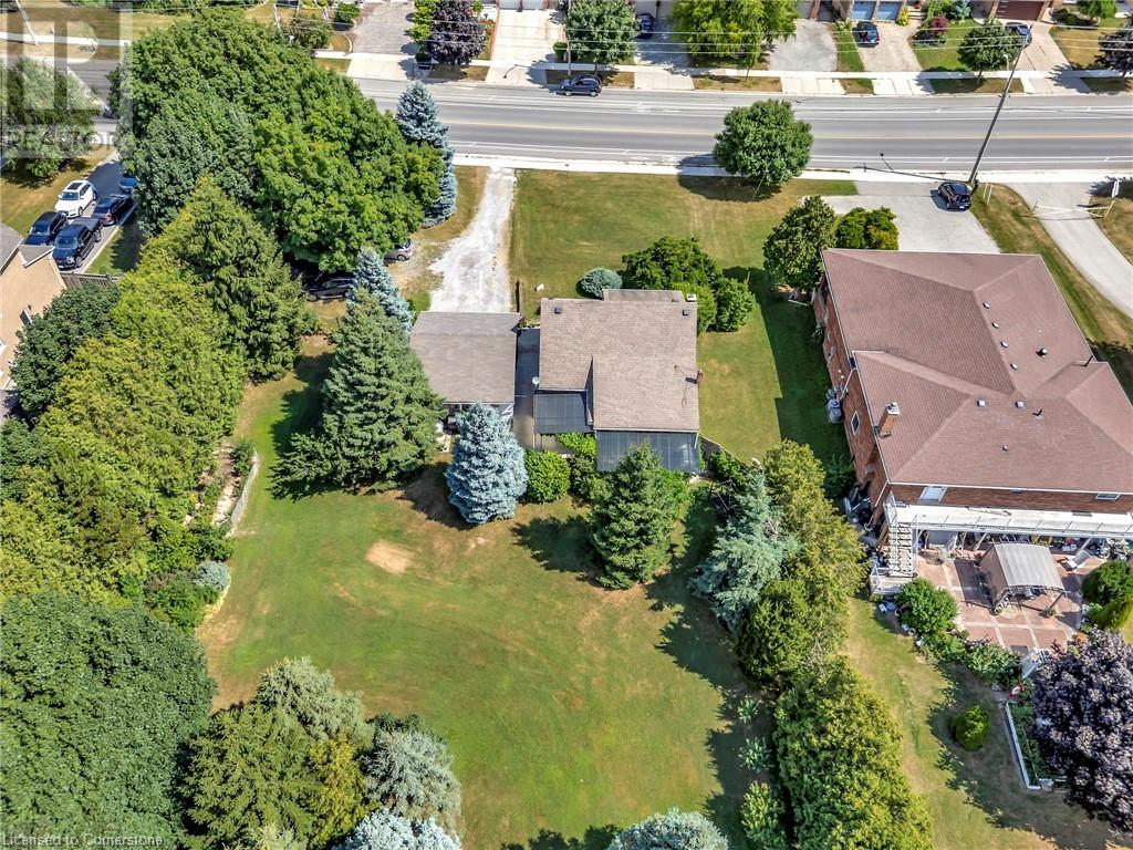Photo 7 of 317 Highland Road W, Hamilton ON