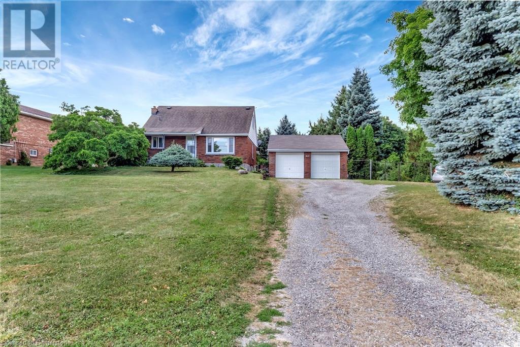 Photo 13 of 317 Highland Road W, Hamilton ON
