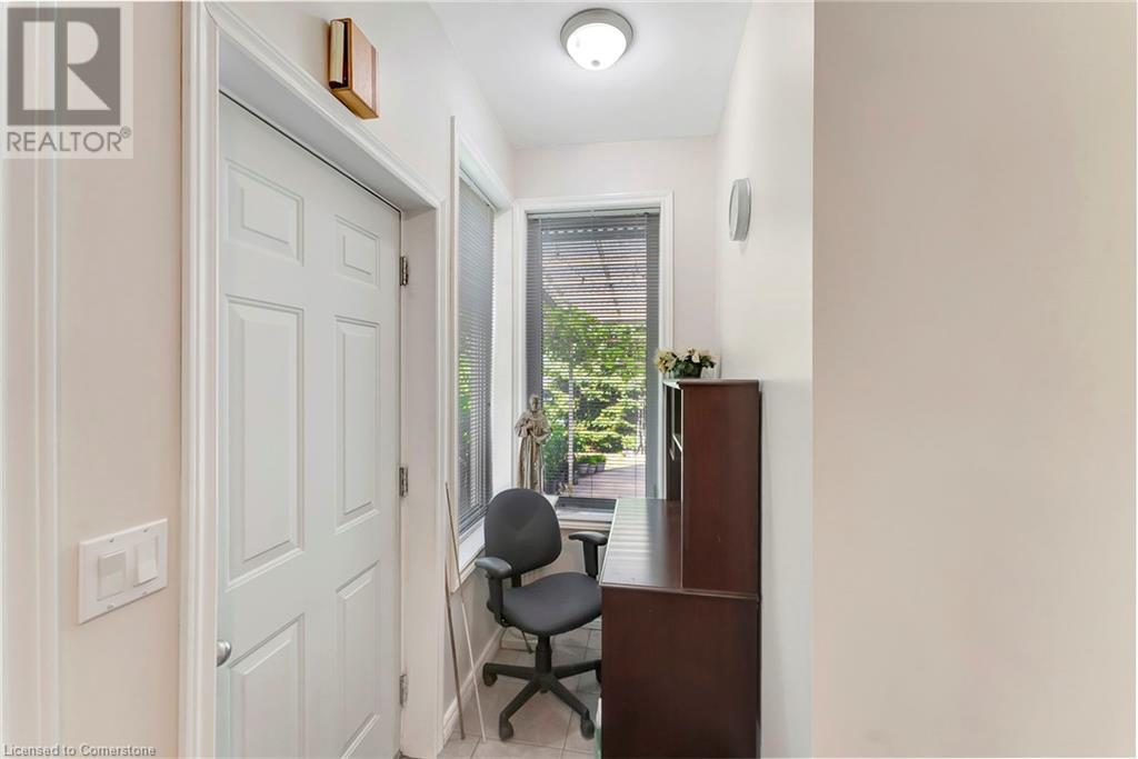 Photo 35 of 317 Highland Road W, Hamilton ON