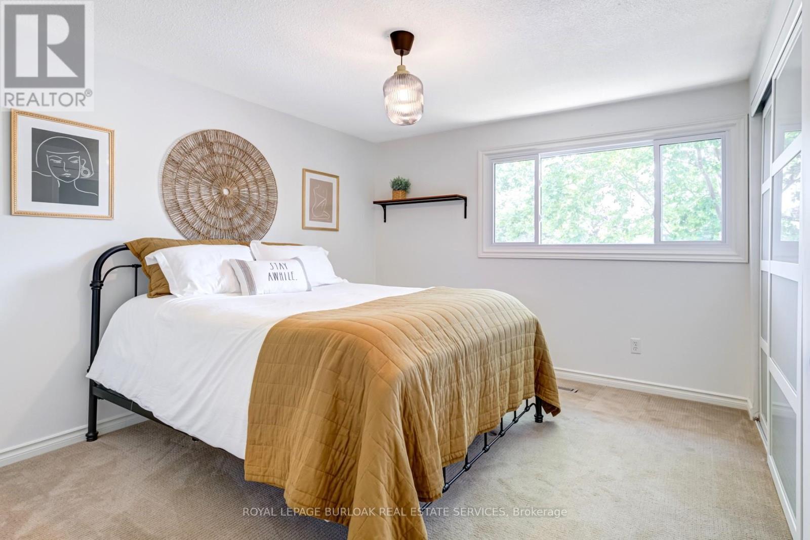 Photo 40 of 1807 Heather Hills Drive, Burlington ON