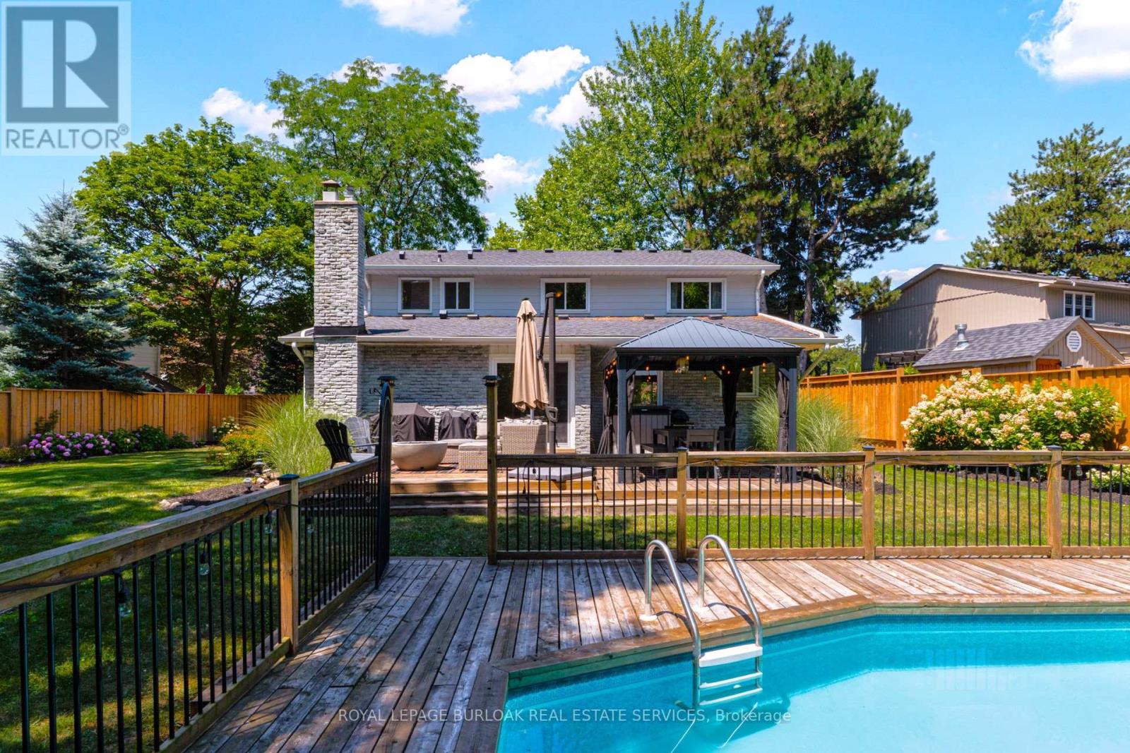 Photo 50 of 1807 Heather Hills Drive, Burlington ON