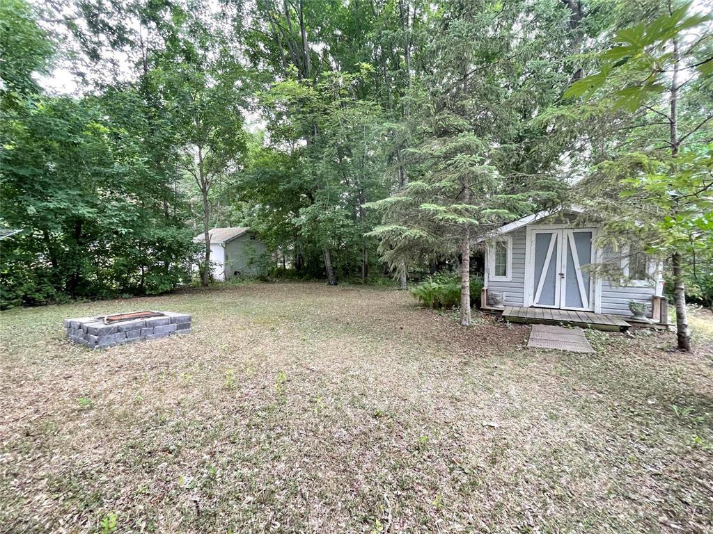 Photo 15 of 34 8th Avenue, Gimli Rm MB