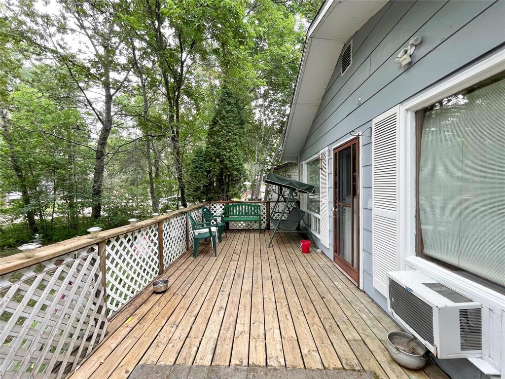 Photo 3 of 34 8th Avenue, Gimli Rm MB