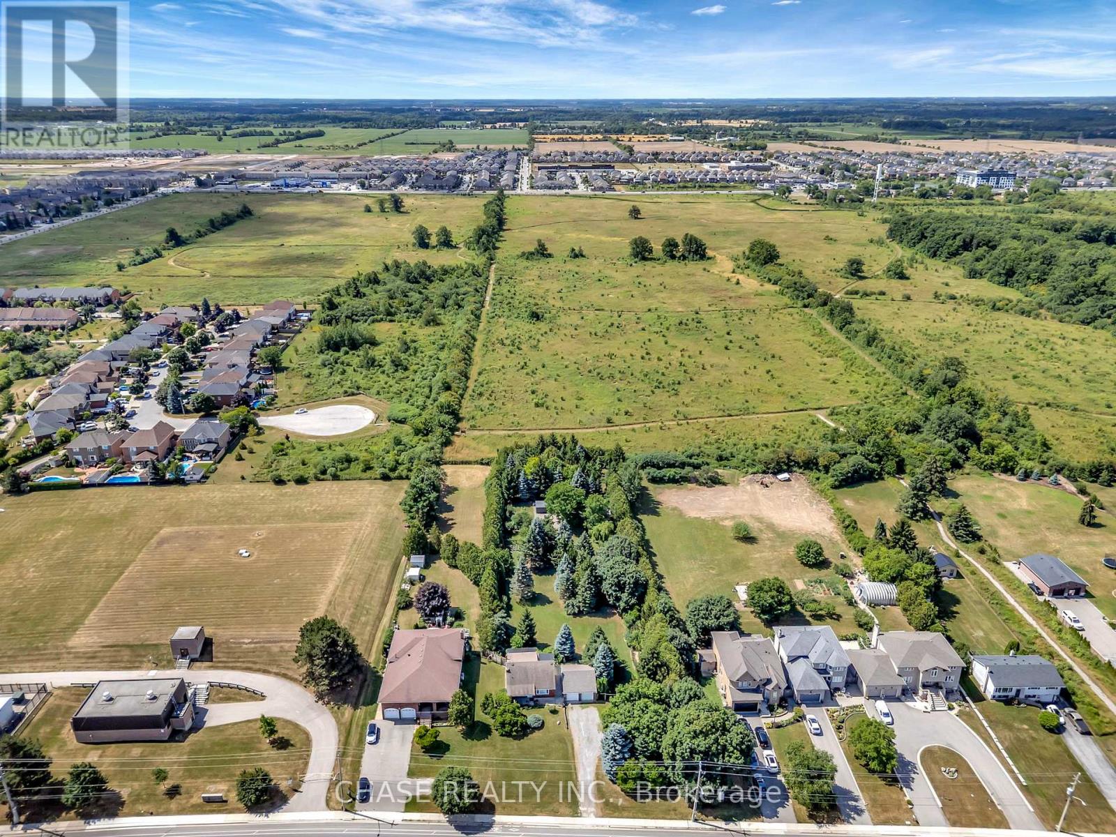 Photo 7 of 317 Highland Road W, Hamilton ON