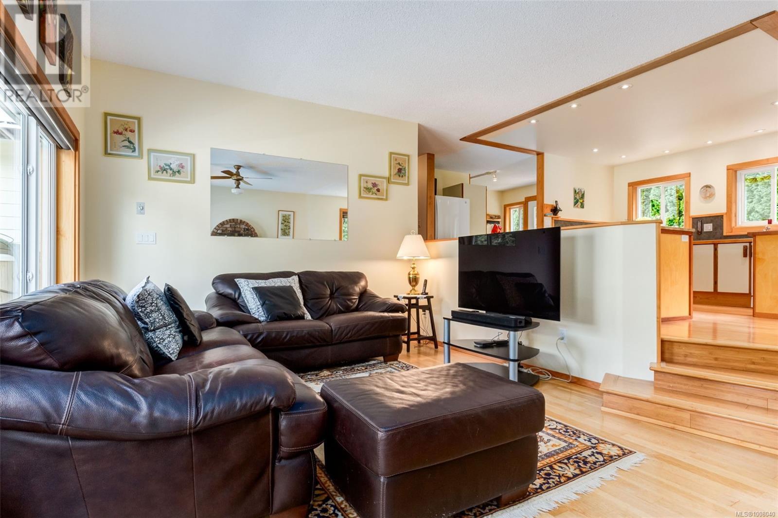 Photo 22 of 2897 Fuller Lake Rd, Chemainus BC