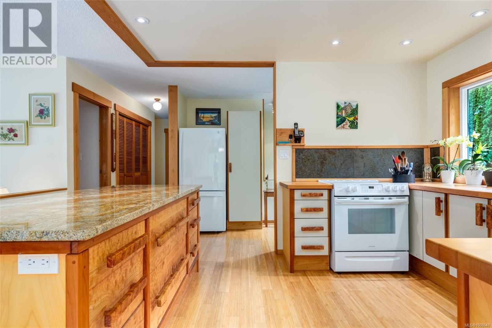 Photo 18 of 2897 Fuller Lake Rd, Chemainus BC