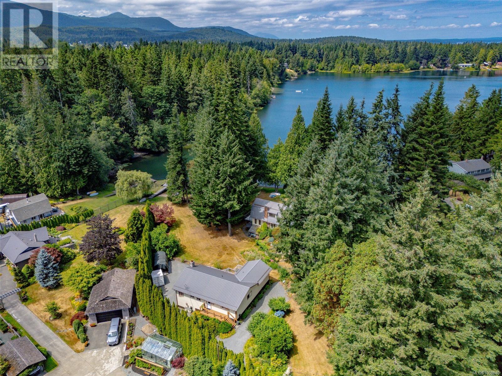Photo 5 of 2897 Fuller Lake Rd, Chemainus BC