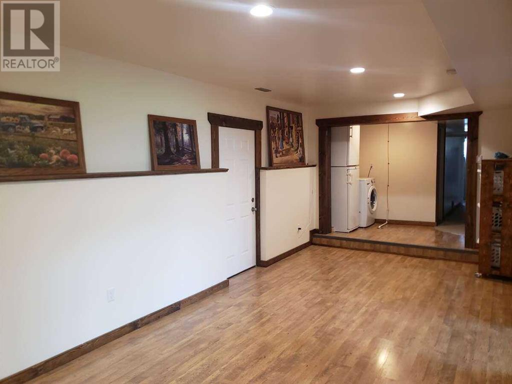 Photo 21 of 608 Rogers Avenue, Picture Butte AB