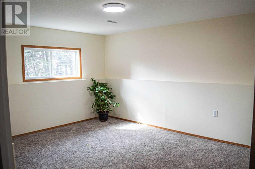 Photo 25 of 145 37411 Waskasoo Avenue, Rural Red Deer County AB