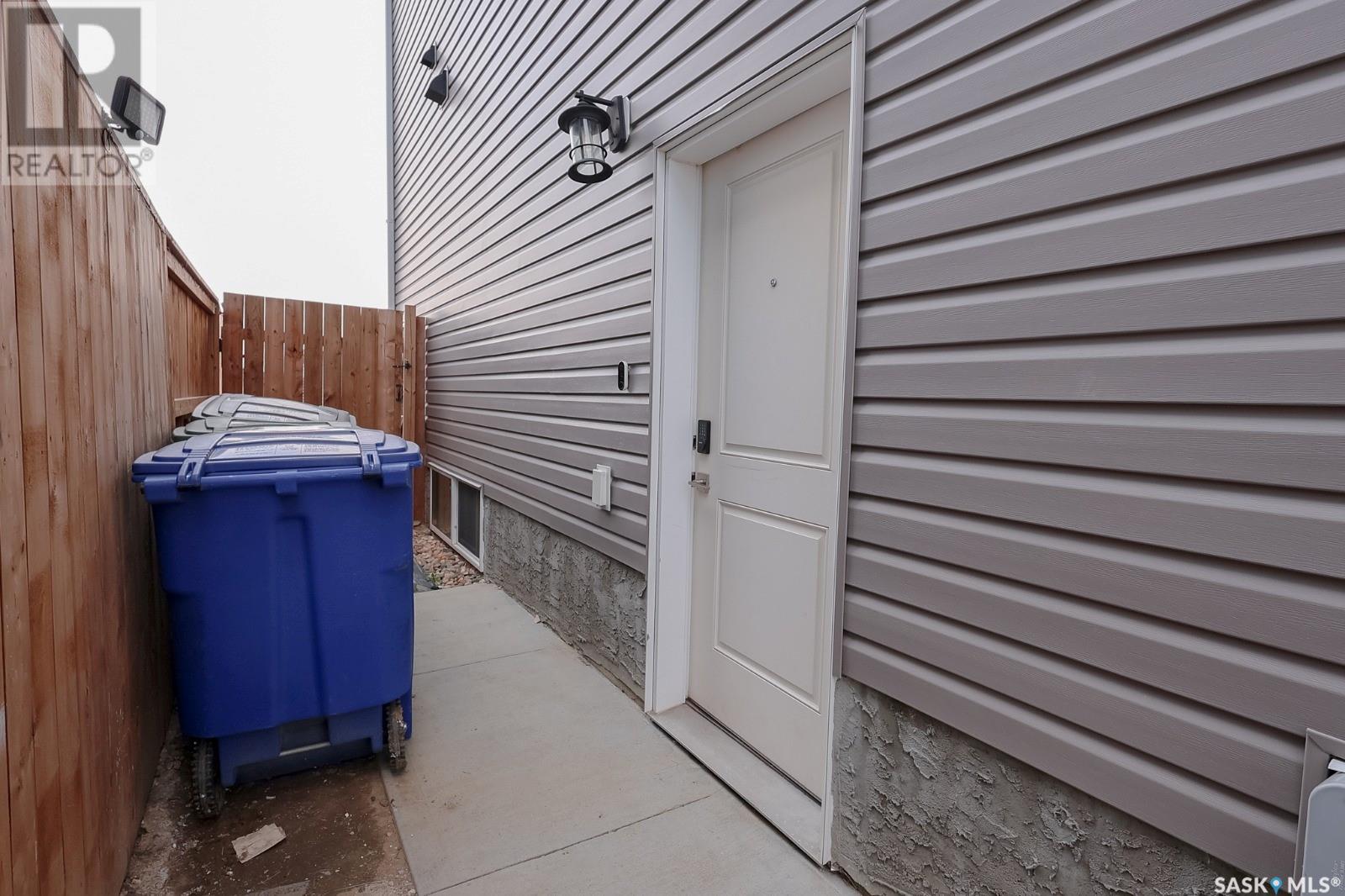 Photo 32 of 216 Rosewood Boulevard E, Saskatoon SK