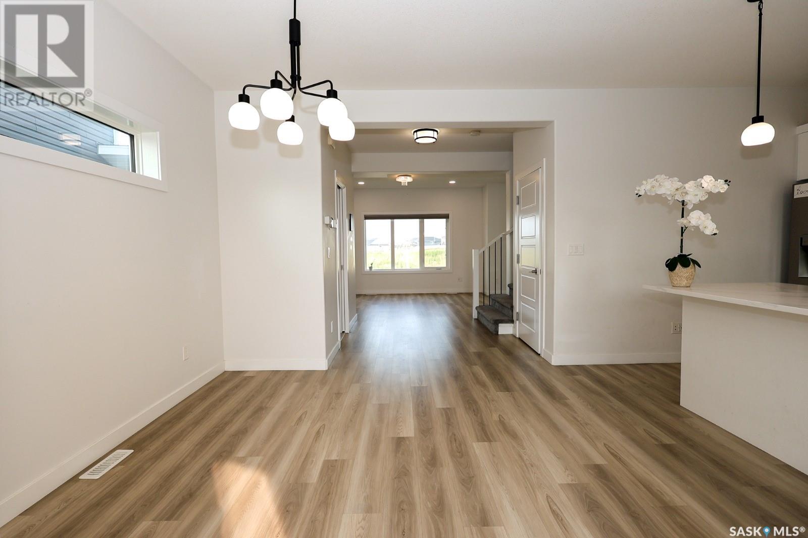 Photo 12 of 216 Rosewood Boulevard E, Saskatoon SK