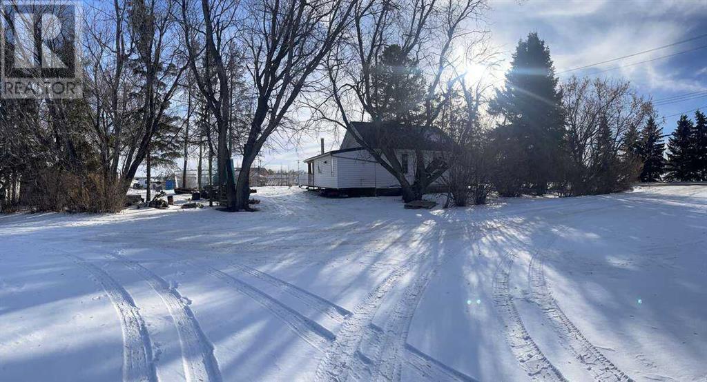 Photo 6 of 4550 46 Avenue, Lacombe AB