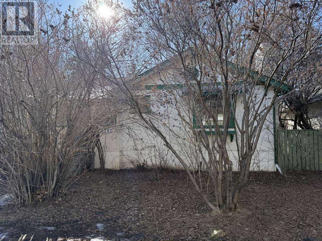 Photo 1 of 133 10 Avenue Ne, Calgary AB