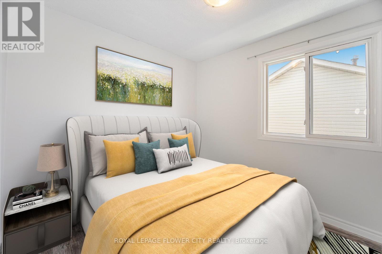 Photo 1 of 376 Hansen Road N, Brampton ON