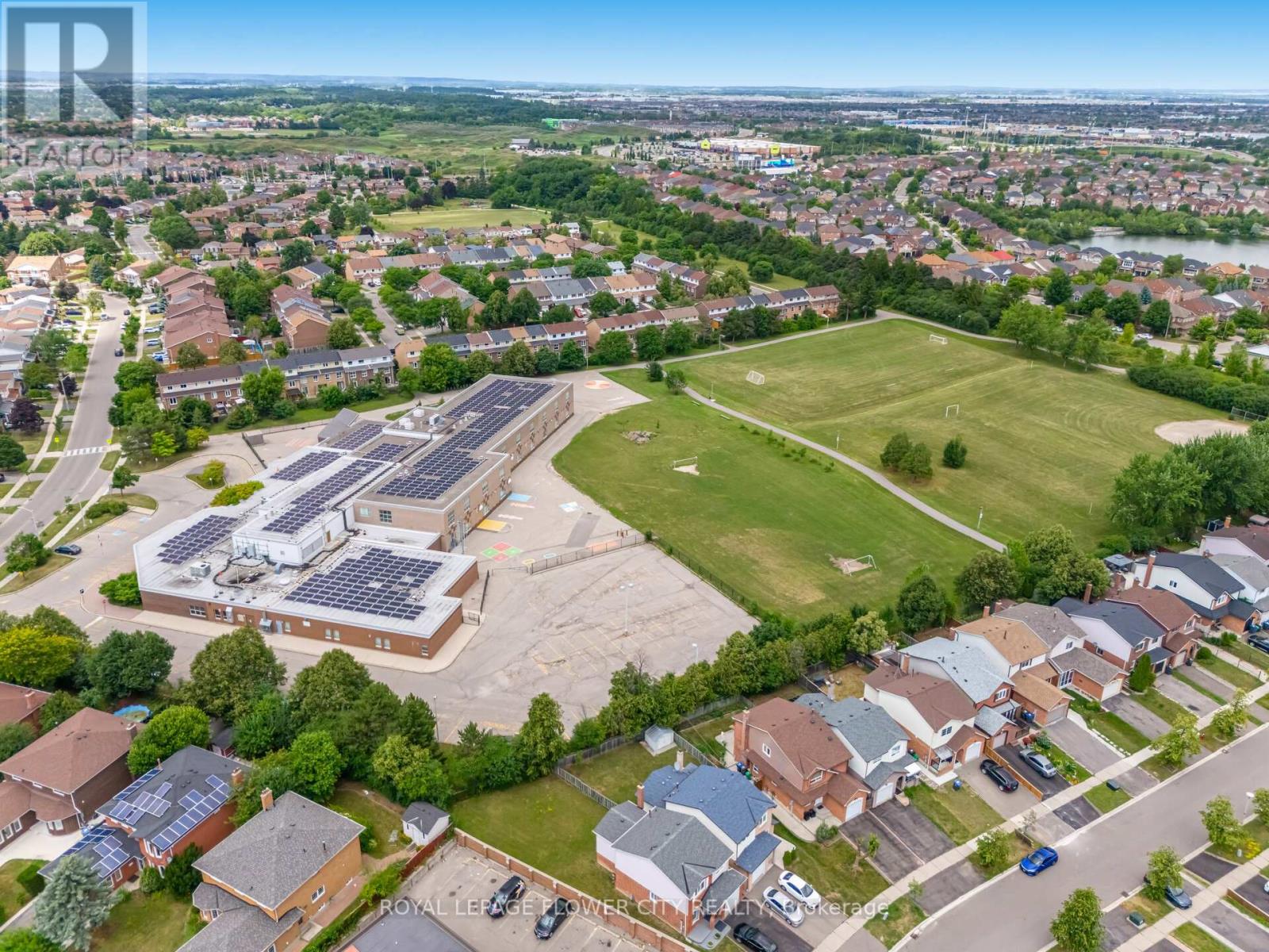 Photo 42 of 376 Hansen Road N, Brampton ON