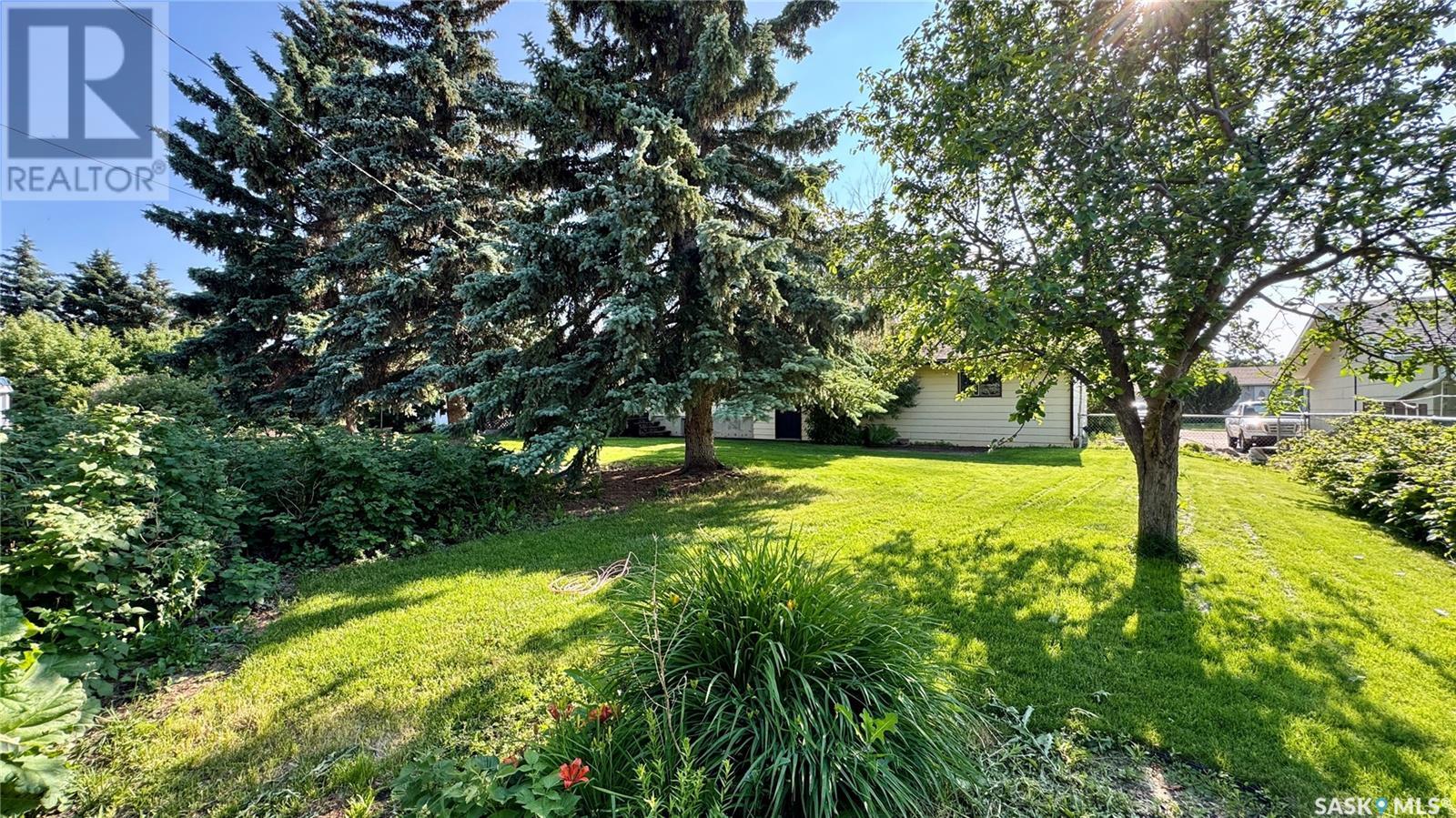 Photo 8 of 521 Hearn Street, Outlook SK