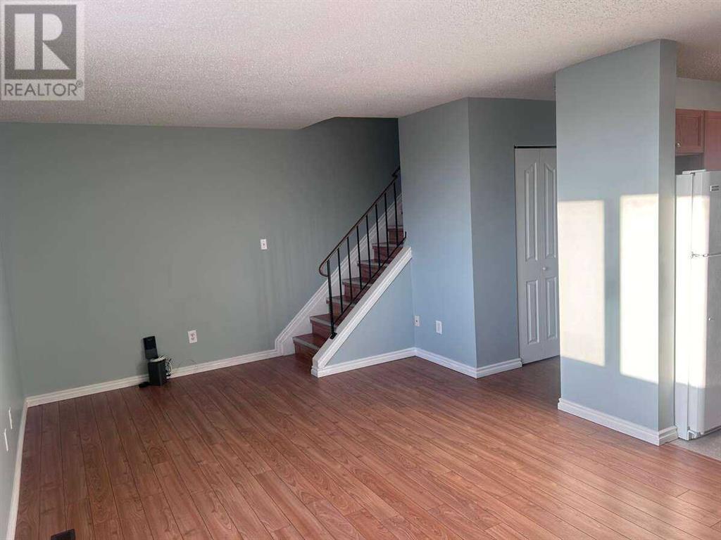 Photo 10 of 85 97 Avenue, Grande Cache AB