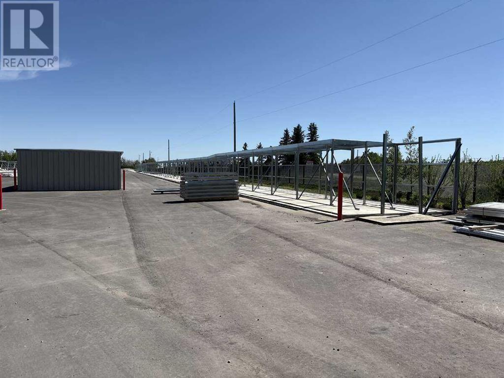 Photo 14 of 990 101 Street Sw, Calgary AB