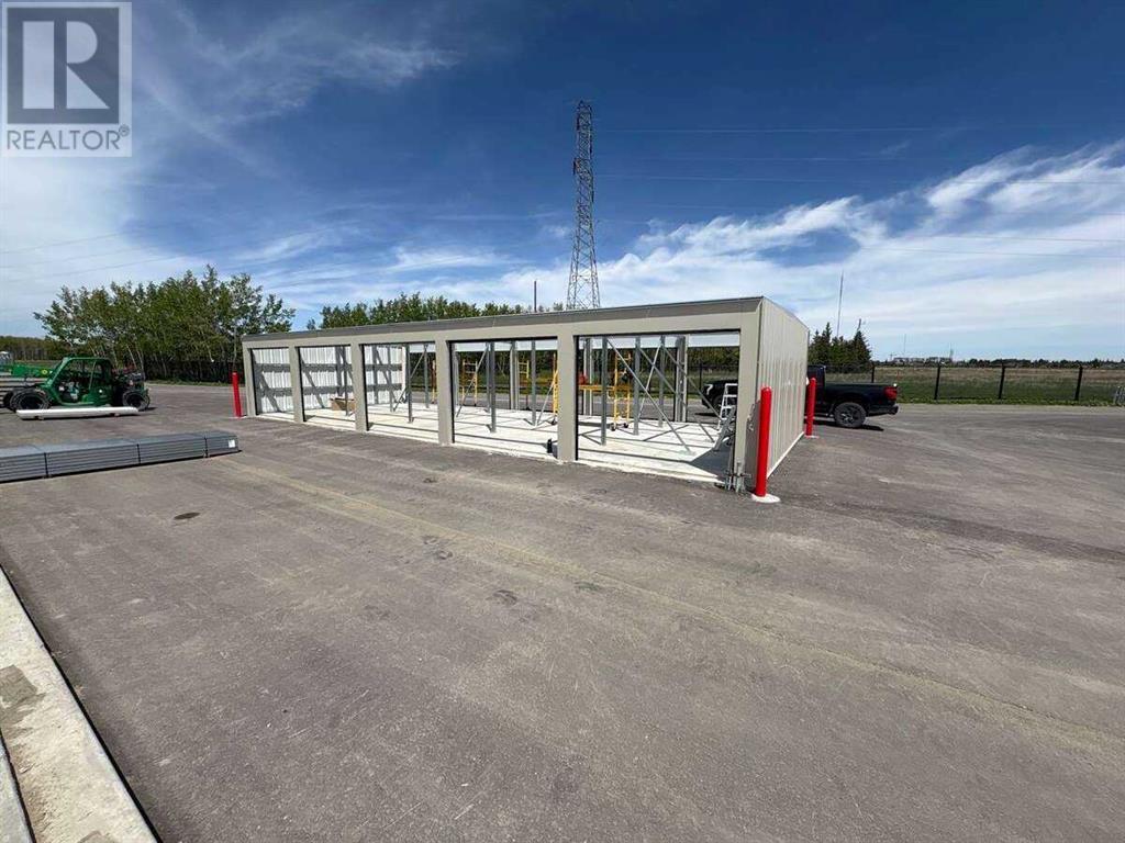 Photo 15 of 990 101 Street Sw, Calgary AB