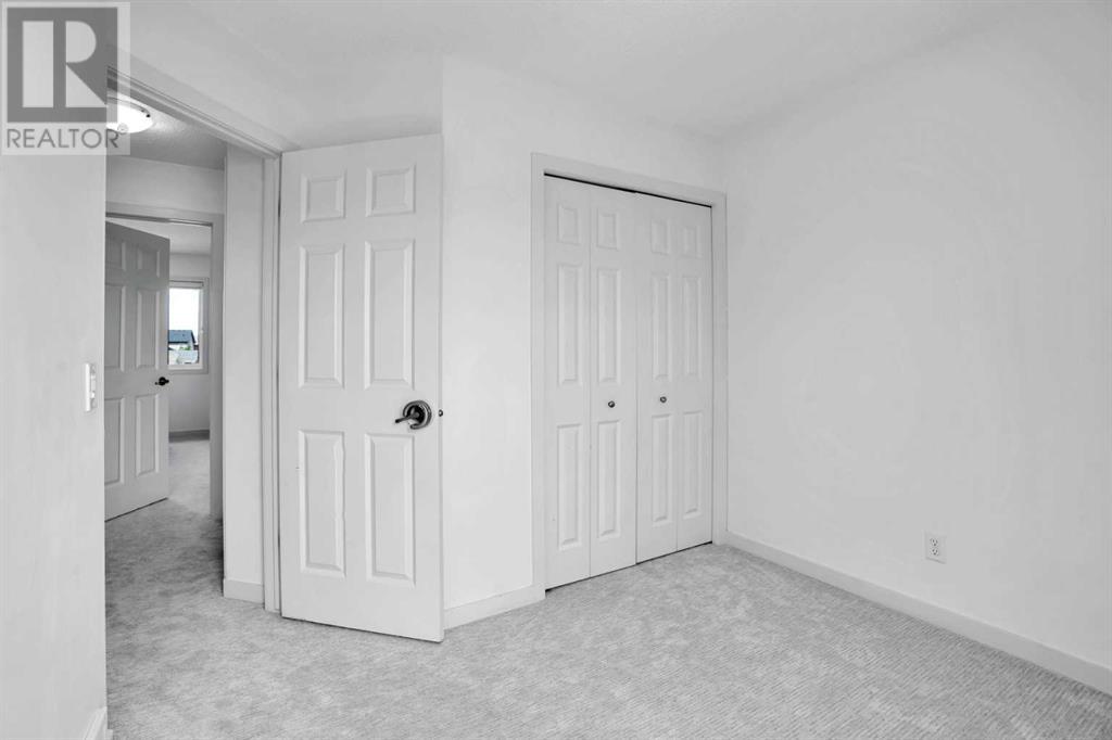 Photo 21 of 1223 New Brighton Park Se, Calgary AB