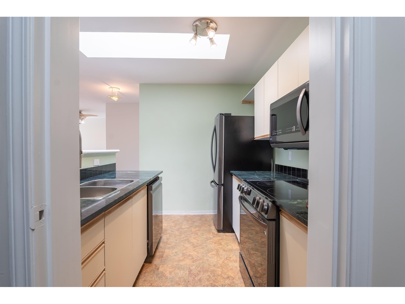 408 1750 MCKENZIE ROAD, Abbotsford