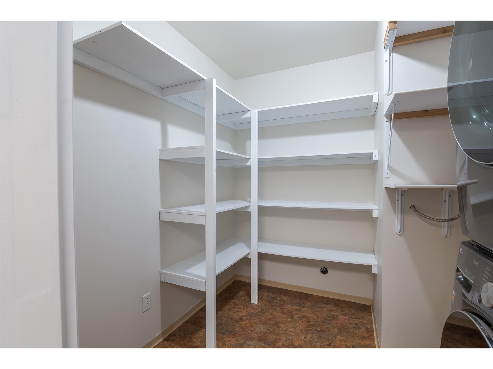 408 1750 MCKENZIE ROAD, Abbotsford
