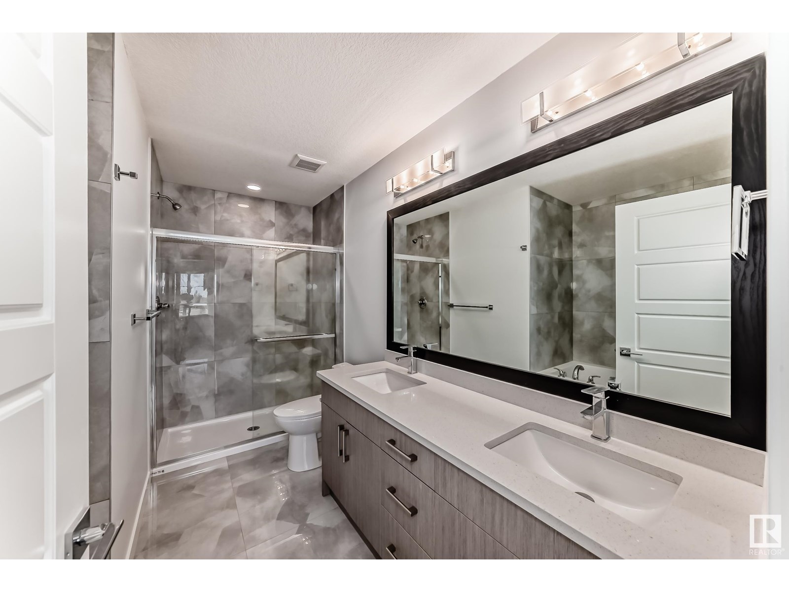 Photo 16 of 8072 Kiriak Link Li Sw, Edmonton AB