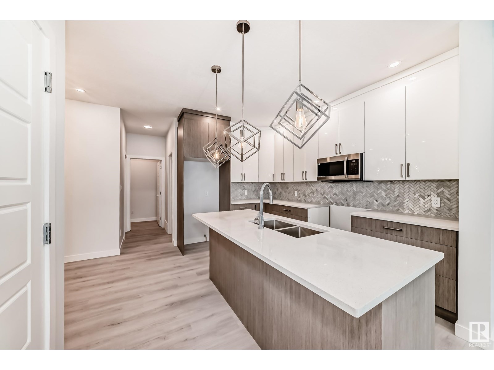 Photo 5 of 8072 Kiriak Link Li Sw, Edmonton AB