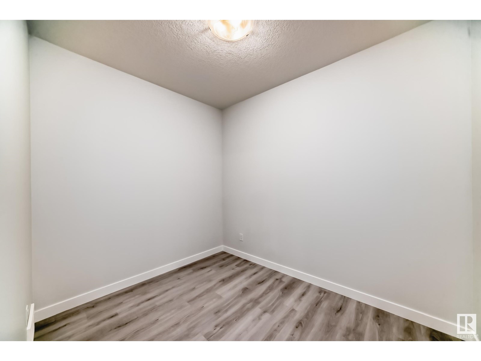 Photo 9 of 8072 Kiriak Link Li Sw, Edmonton AB