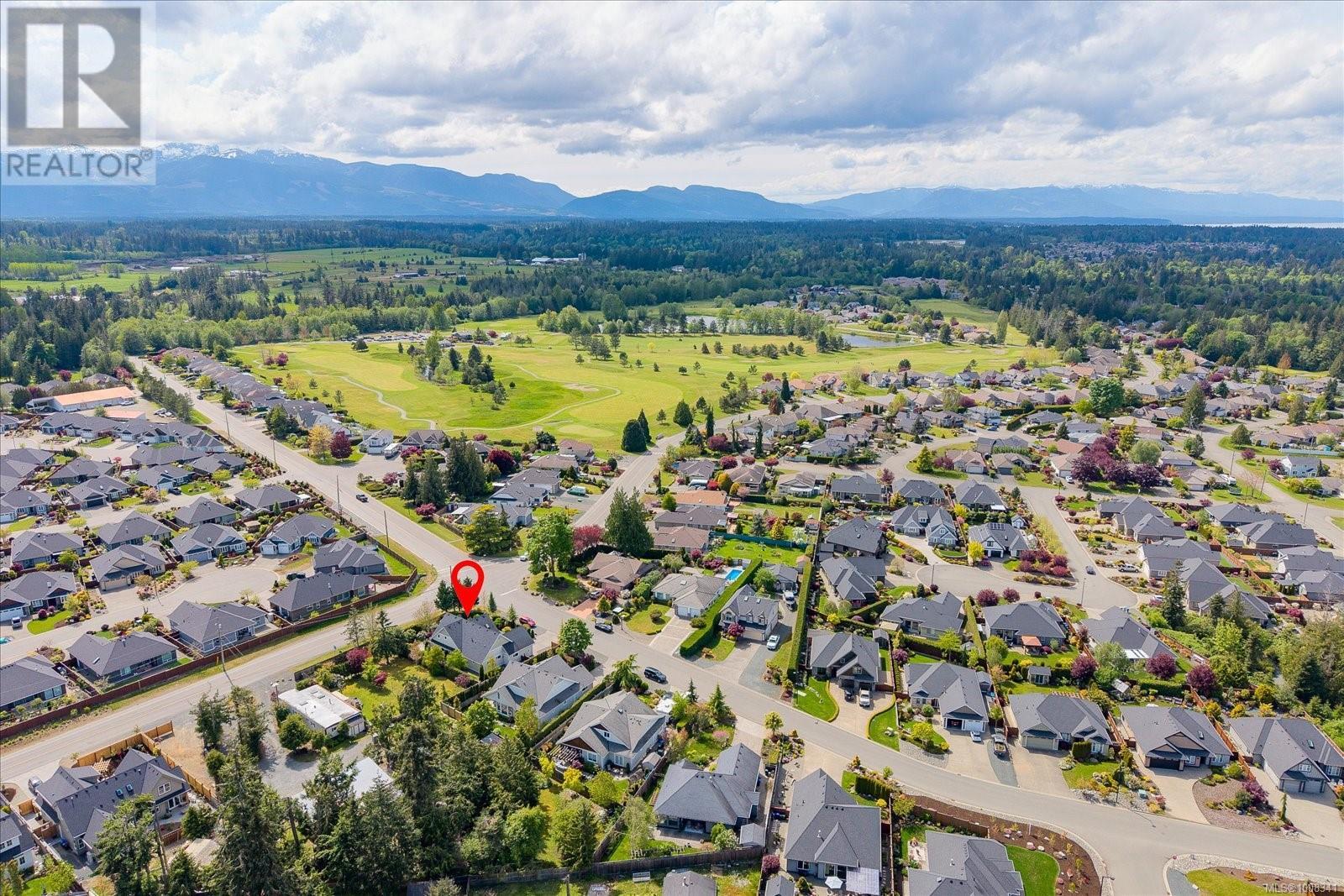 Photo 13 of 672 Lowrys Rd, Parksville BC