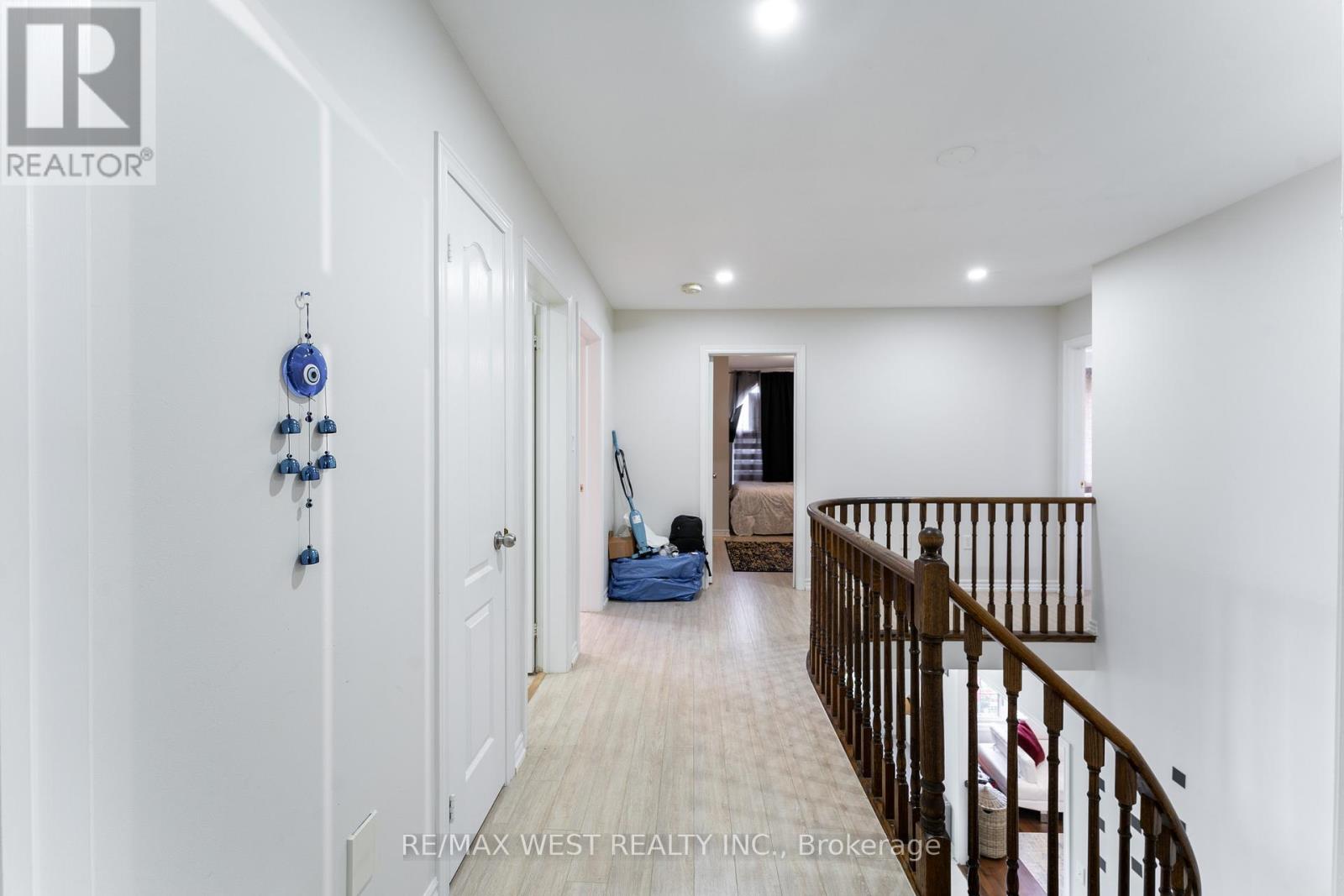 Photo 10 of 23 Mancini Drive, Essa ON