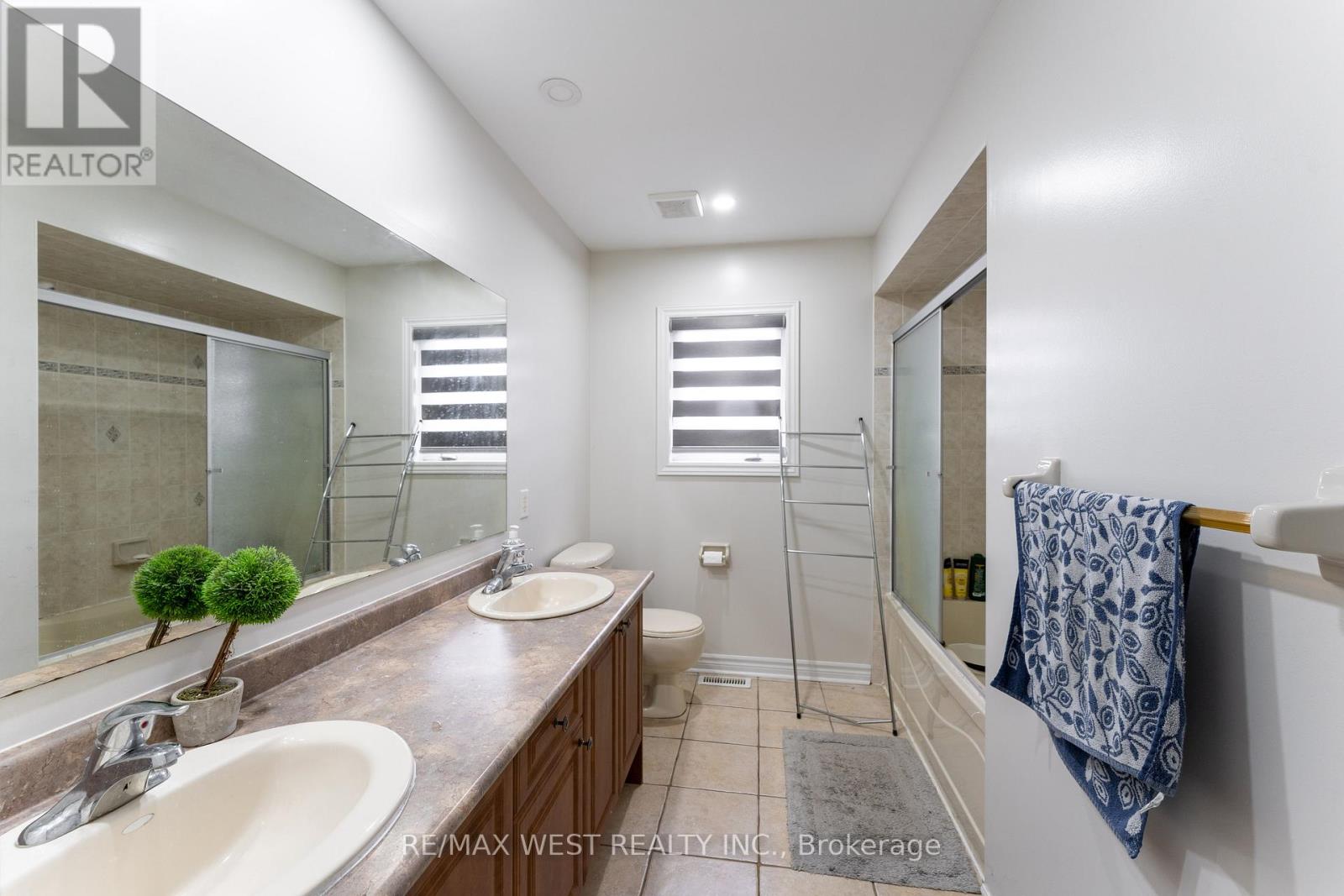 Photo 7 of 23 Mancini Drive, Essa ON