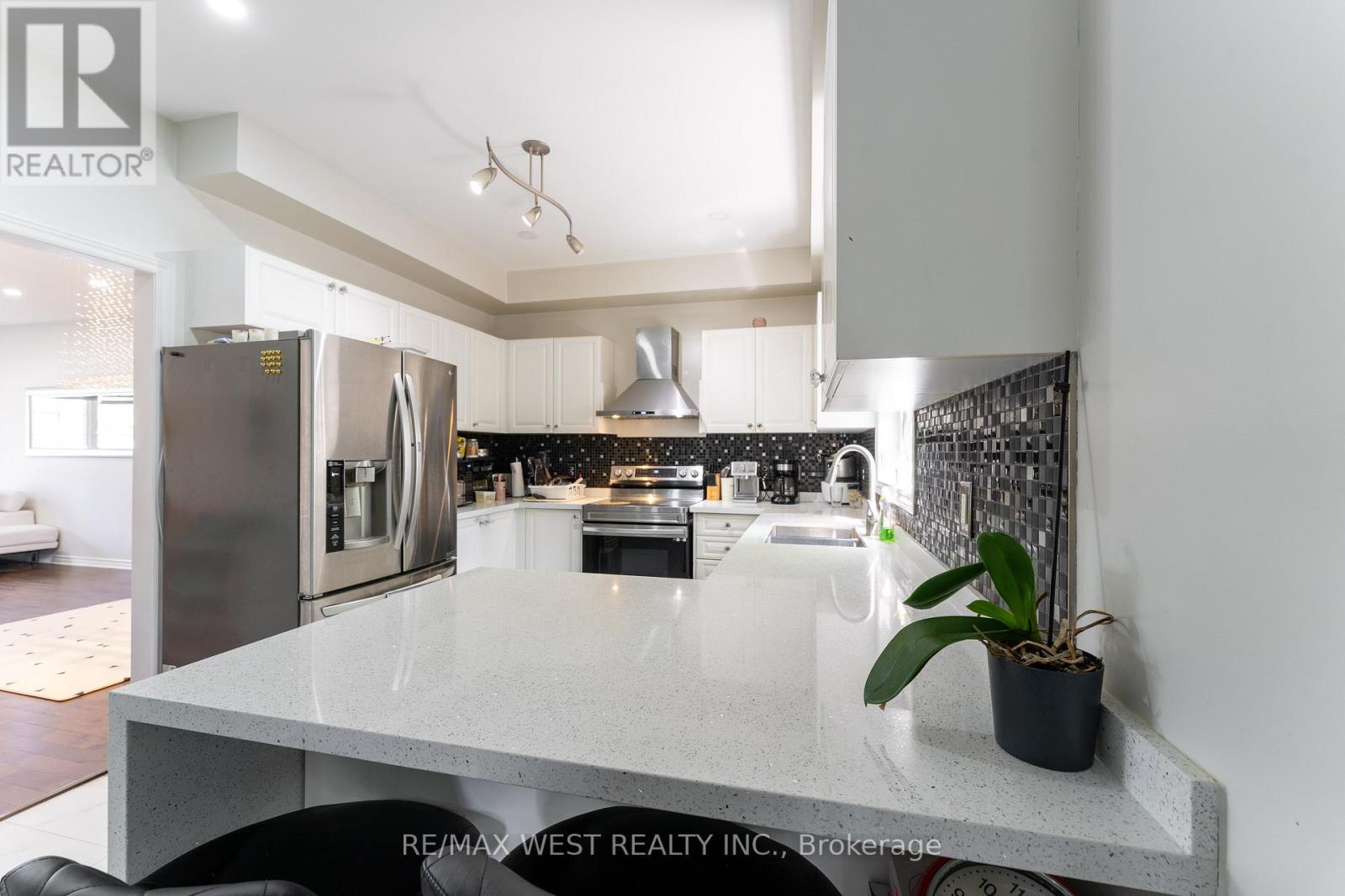 Photo 11 of 23 Mancini Drive, Essa ON