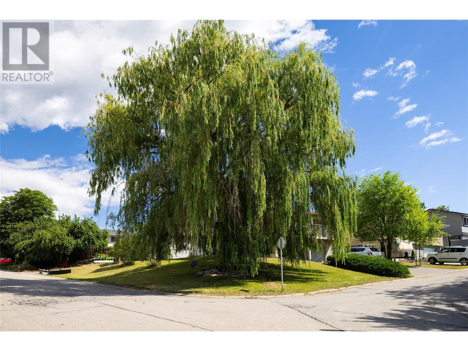 Photo 34 of 2105 19 Avenue, Vernon BC
