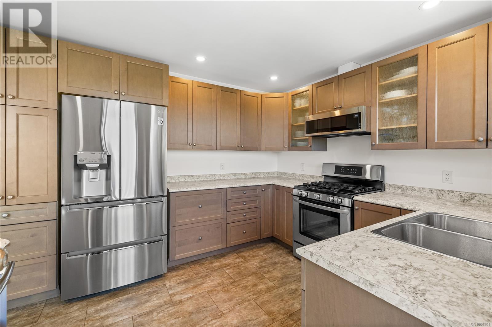Photo 10 of 251 Birch St, Campbell River BC