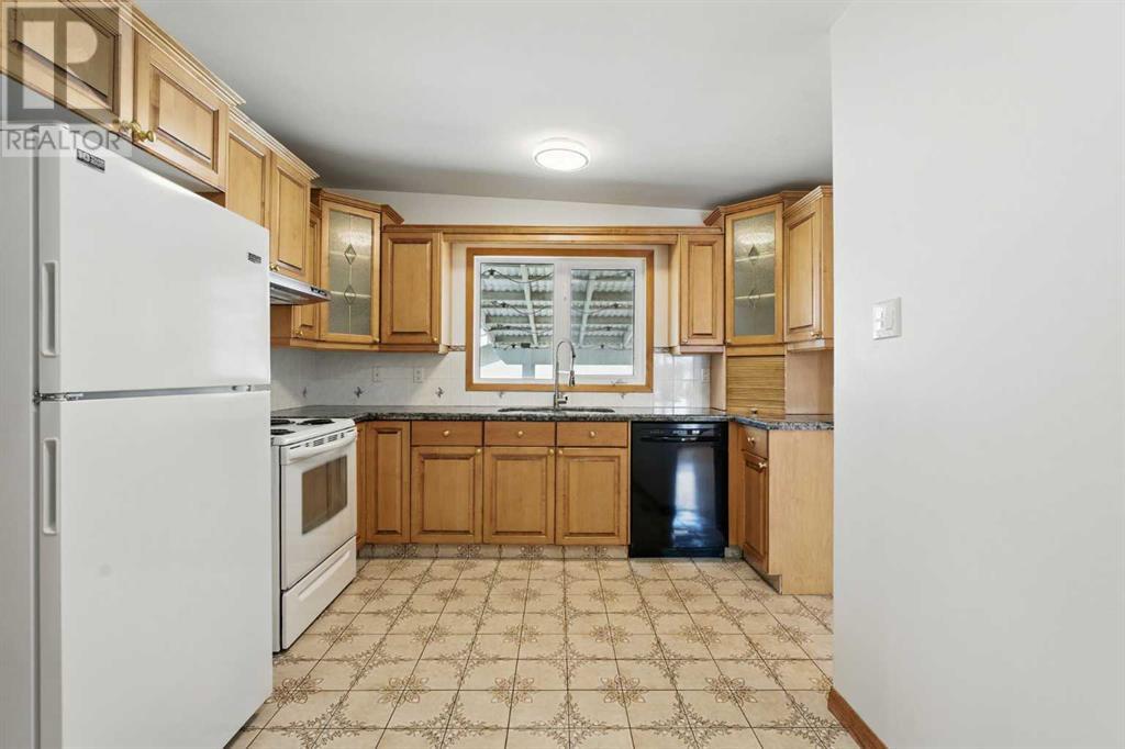 Single Family House Bungalow for Sale in   Avenue NE Mayland Heights Calgary 