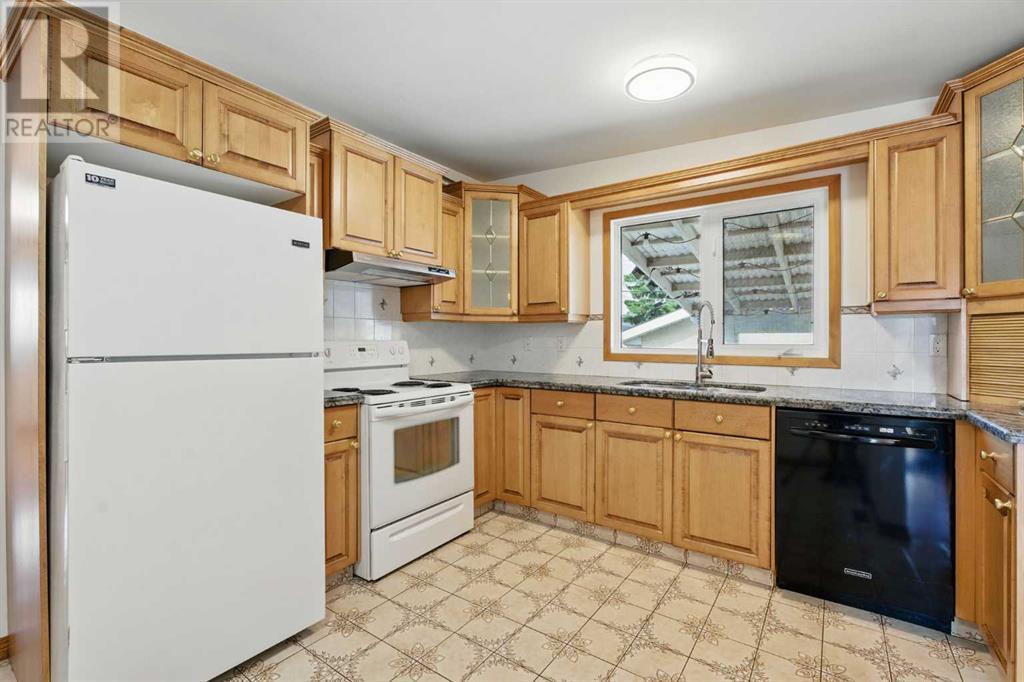 Single Family House Bungalow for Sale in   Avenue NE Mayland Heights Calgary 