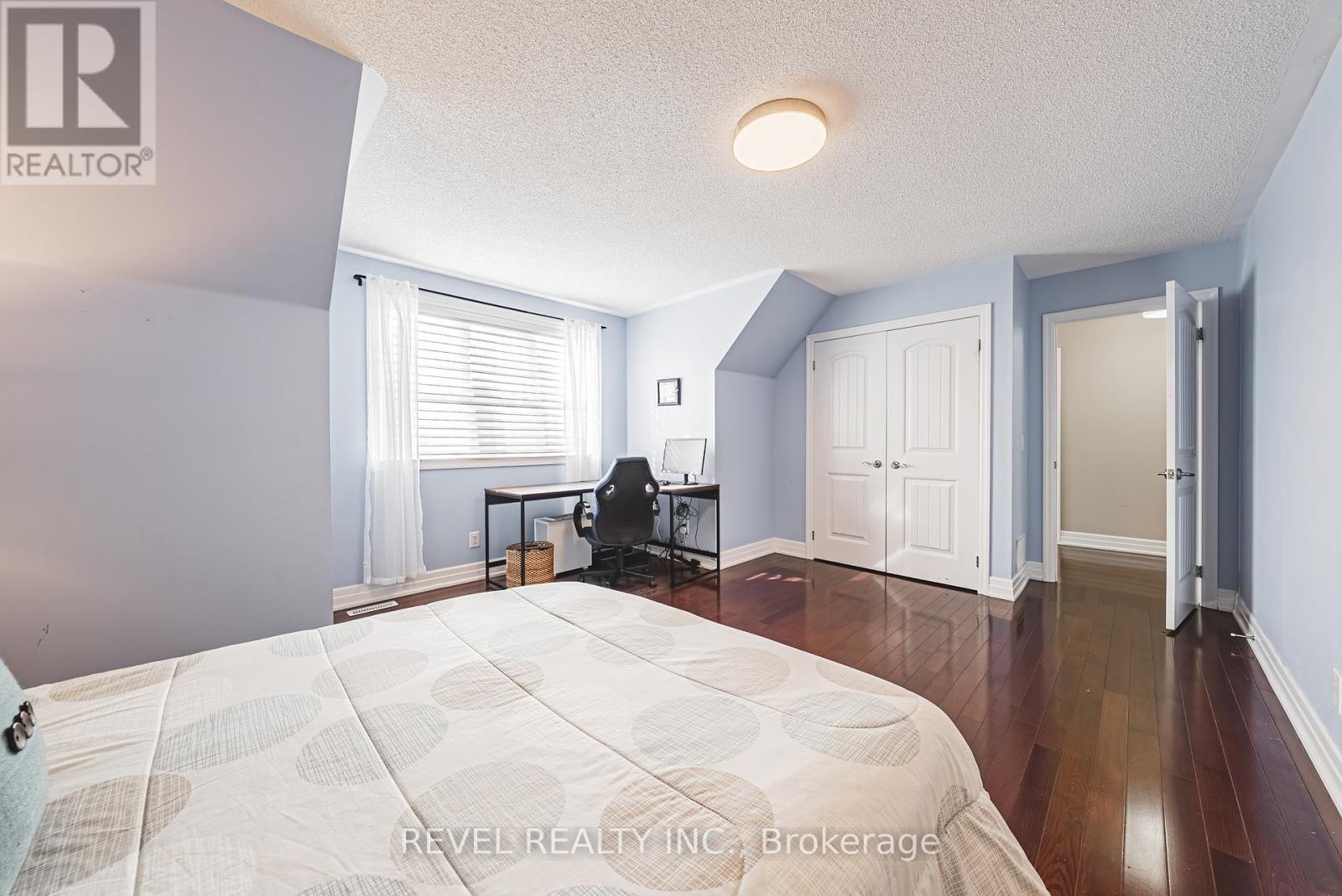 Photo 22 of 170 Forbes Terrace, Milton ON