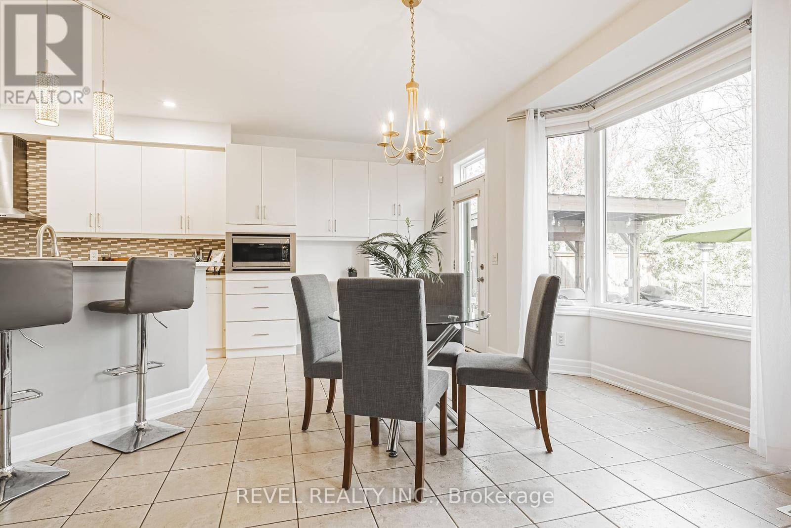 Photo 20 of 170 Forbes Terrace, Milton ON